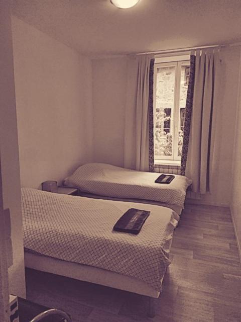 Au Coeur De Saint Agreve -Sejour Chez L'Habitant Exteriör bild